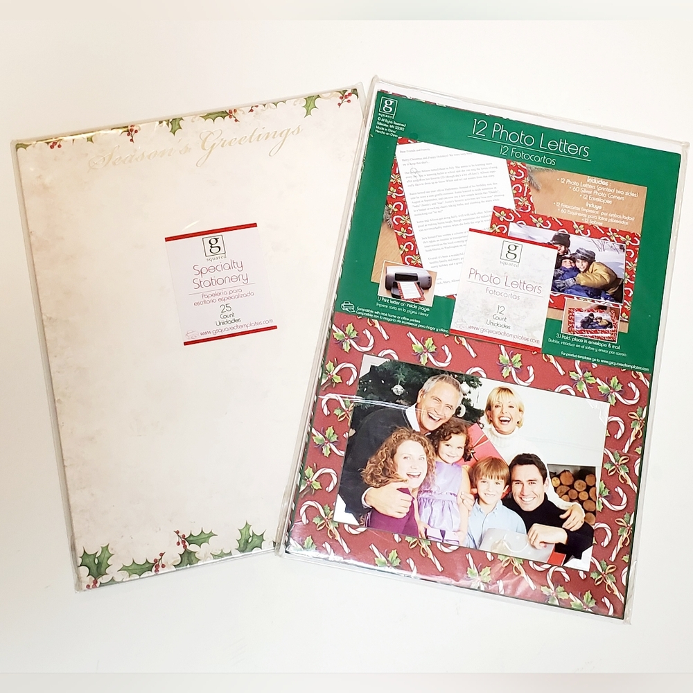 Season's Greetings Holiday Christmas Stationary With 12 Photo Letters